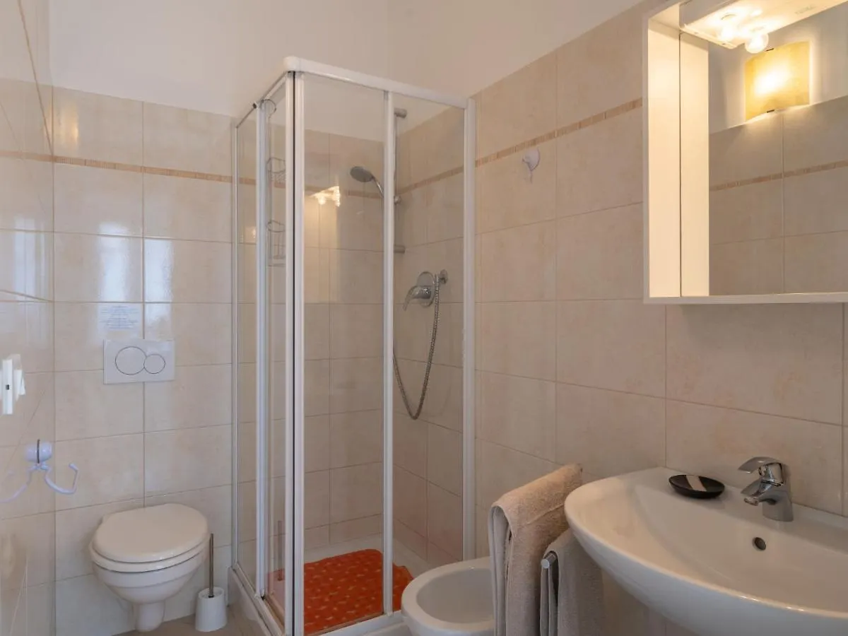 Holiday Home Toni - Tzr240 By Interhome Terzorio